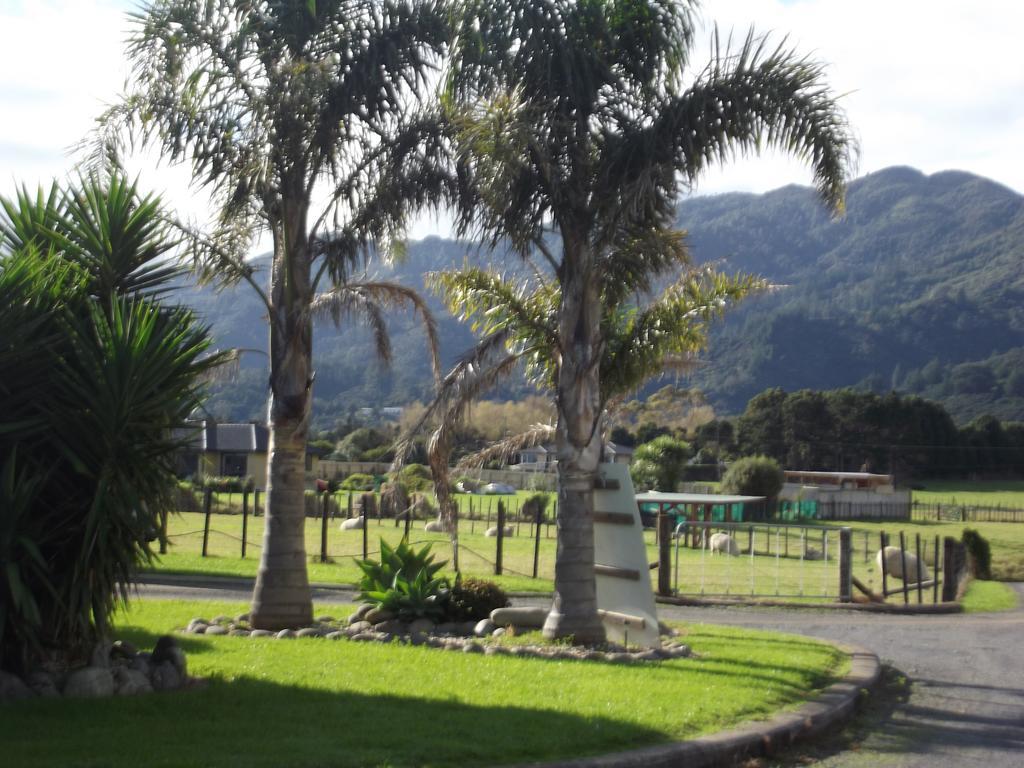 ホテルThe Little Farm Coromandel エクステリア 写真